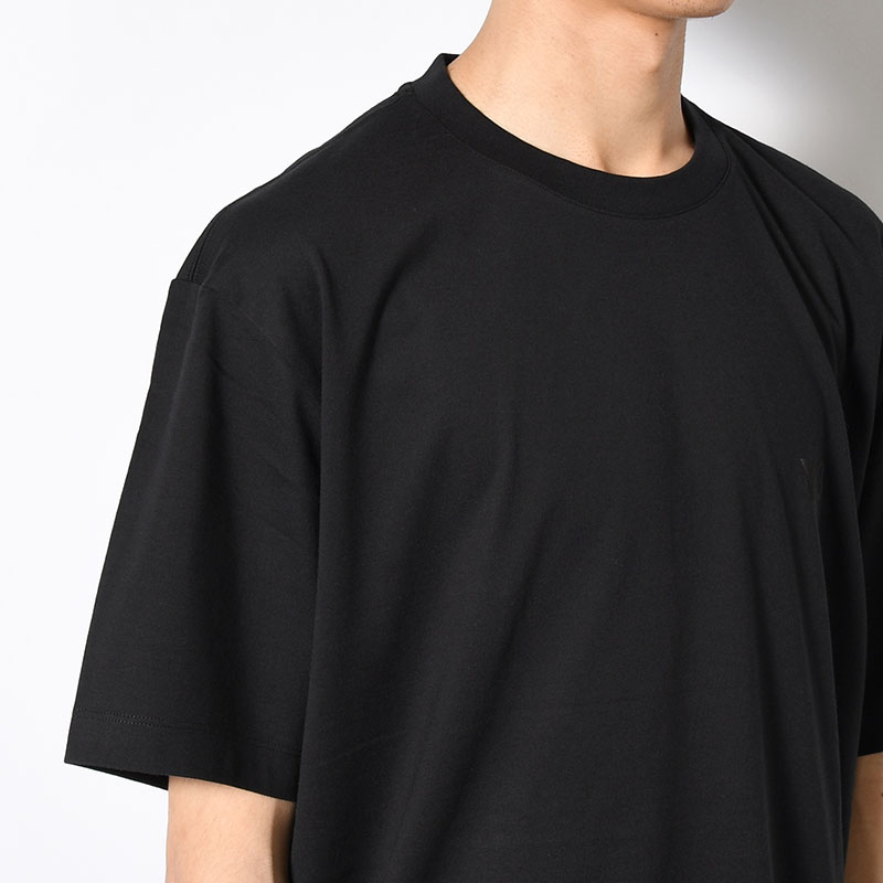 M REG SS TEE -BLACK-