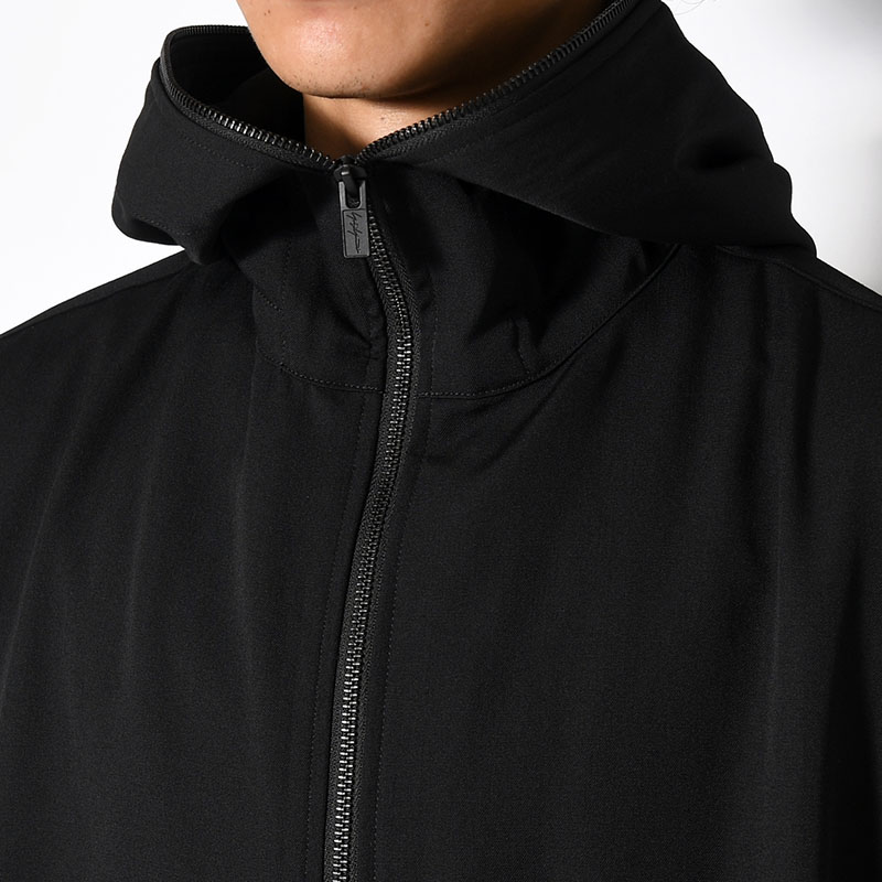 WOOL GABARDINE ZIPUP HOODED BLOUSE -BLACK-