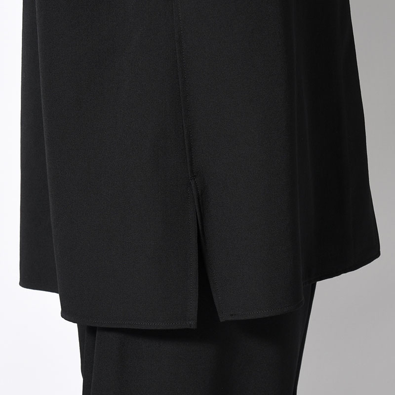 WOOL GABARDINE ZIPUP HOODED BLOUSE -BLACK-