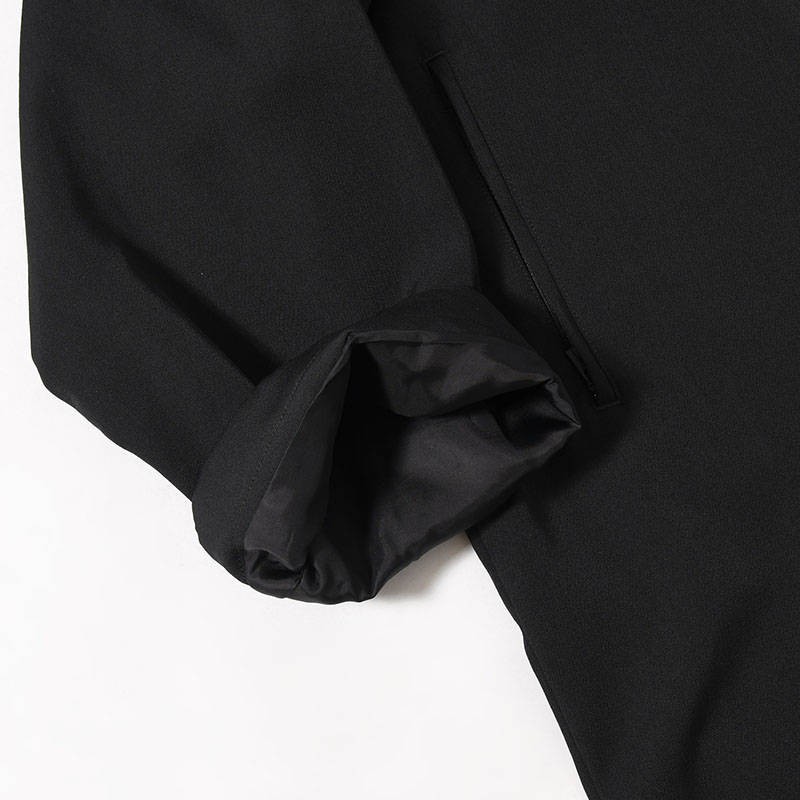 WOOL GABARDINE STRAIGHT CUTTING STAND COLLAR COAT -BLACK-
