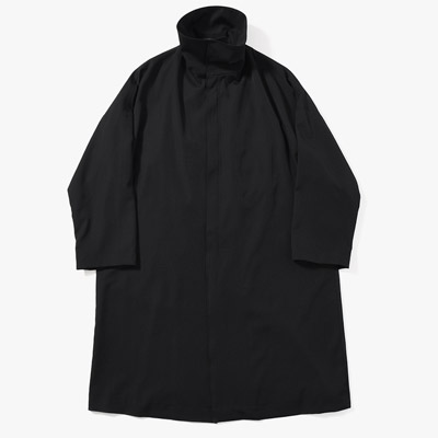 WOOL GABARDINE STRAIGHT CUTTING STAND COLLAR COAT -BLACK-
