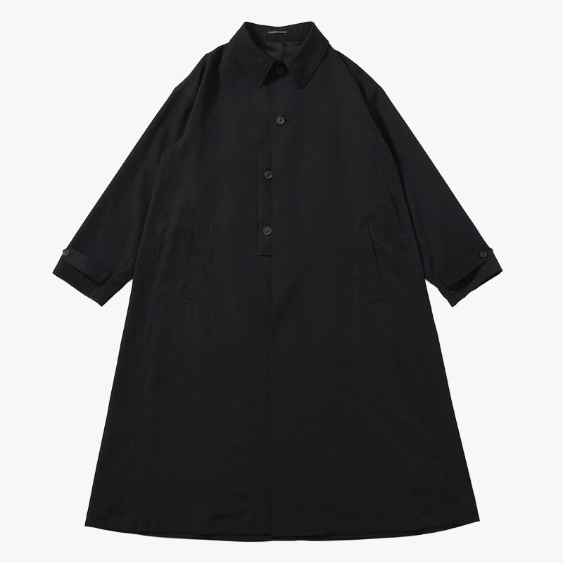 WOOL GABARDINE DESIGNED SLEEVE COAT -BLACK-