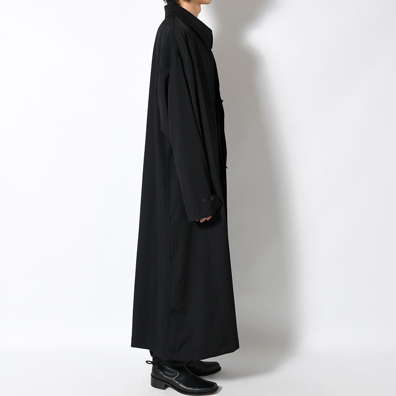 WOOL GABARDINE DESIGNED SLEEVE COAT -BLACK-