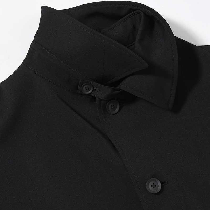 WOOL GABARDINE DESIGNED SLEEVE COAT -BLACK-