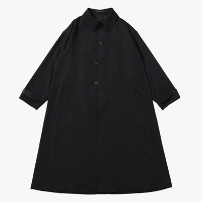 WOOL GABARDINE DESIGNED SLEEVE COAT -BLACK-