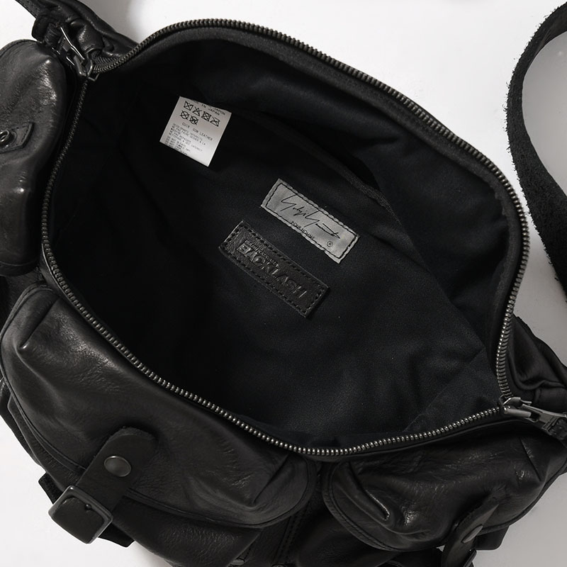JAPAN SHOULDER 3PIN BELT BODY BAG -BLACK-