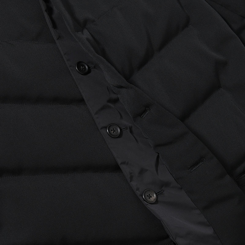 WOOL GABARDINE DIAGONAL PADDED HOODED JACKET -BLACK-