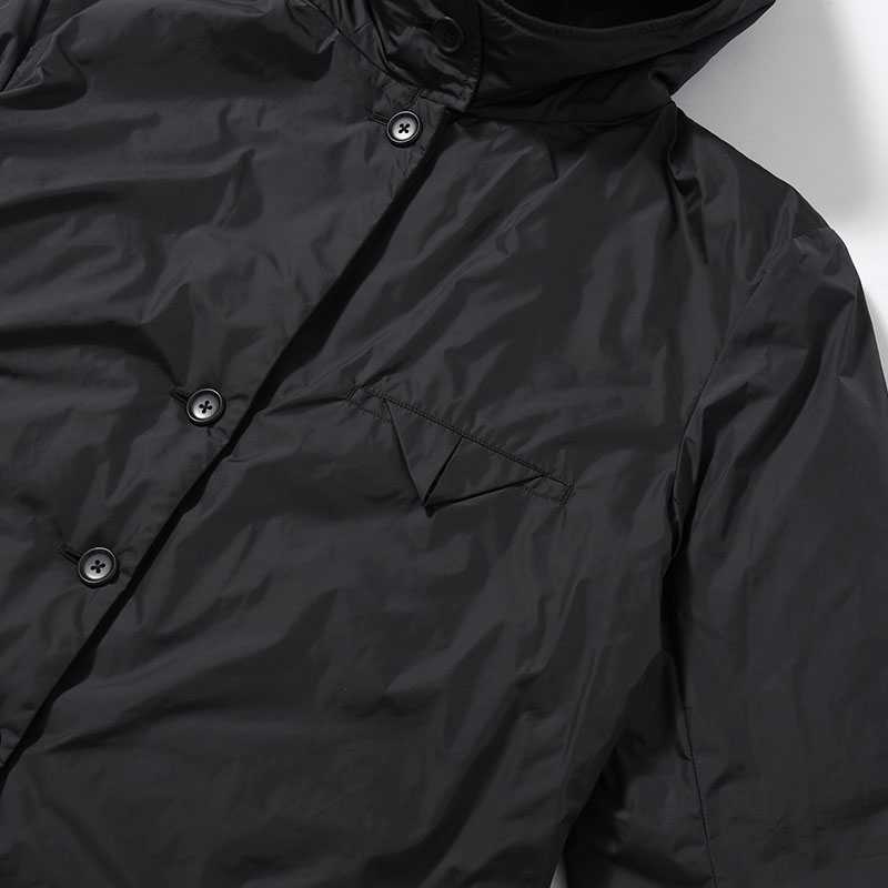 WOOL GABARDINE DIAGONAL PADDED HOODED JACKET -BLACK-
