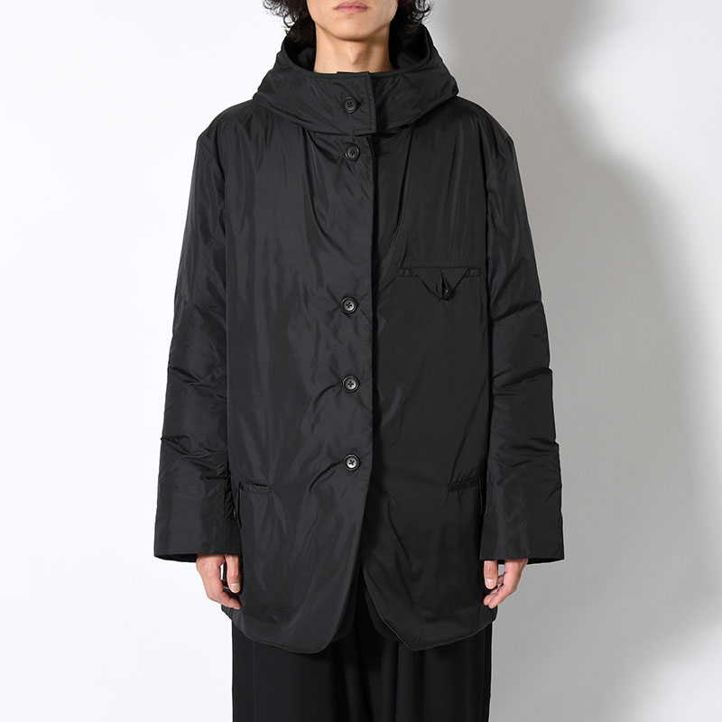 WOOL GABARDINE DIAGONAL PADDED HOODED JACKET -BLACK-