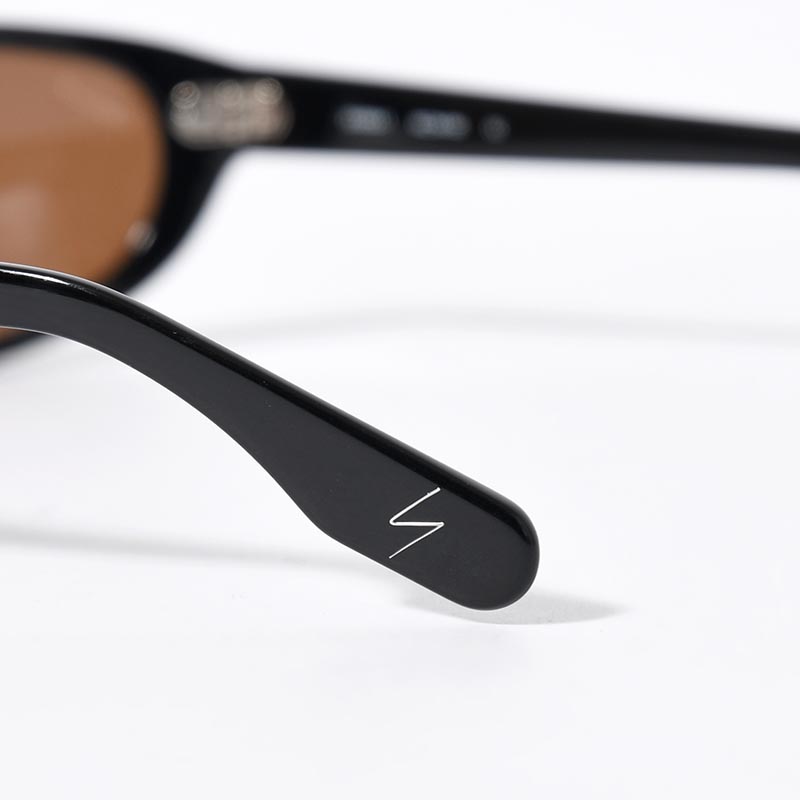 BLACK ACETATE CURVE SUNGLASSES -BROWN-