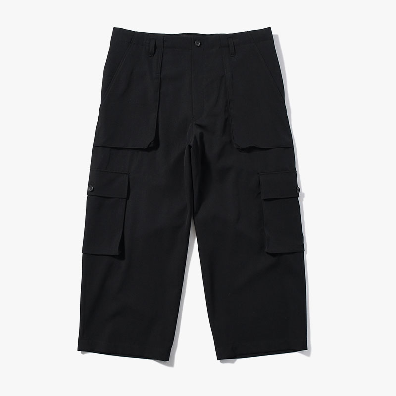 WOOL GABARDINE POCKET DETAIL PANTS -BLACK-