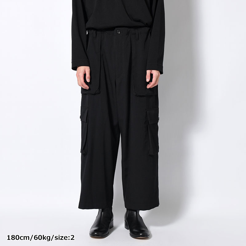 WOOL GABARDINE POCKET DETAIL PANTS -BLACK-