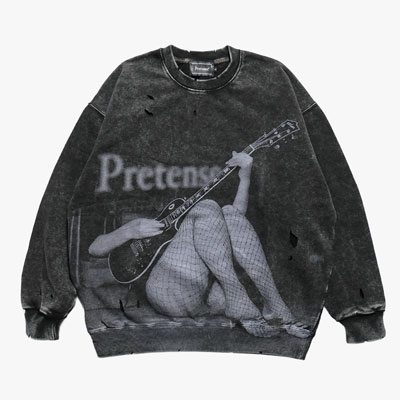 Allover Print Sweatshirt -BLACK-