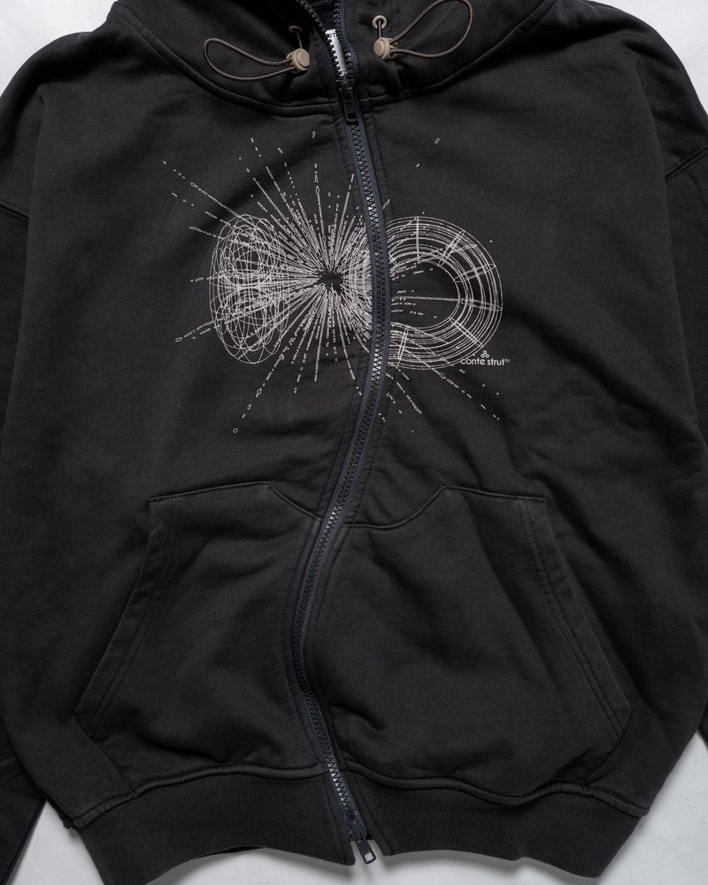 DOUBLE-CURVE ZIP HOODIE -SUMI-