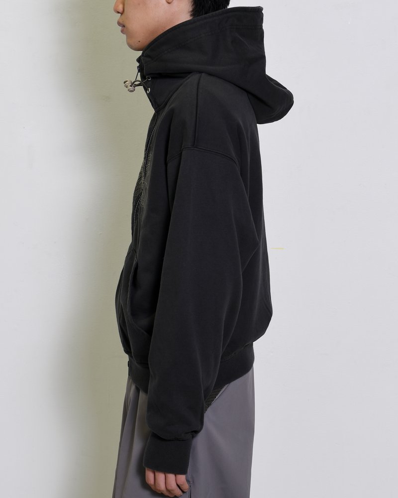 DOUBLE-CURVE ZIP HOODIE -SUMI-