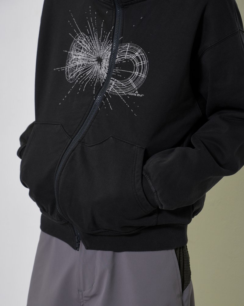 DOUBLE-CURVE ZIP HOODIE -SUMI-