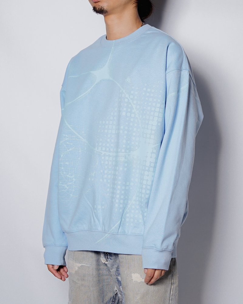 FULL-SIZE GRAPHIC PRINT CREW -LIGHT BLUE-