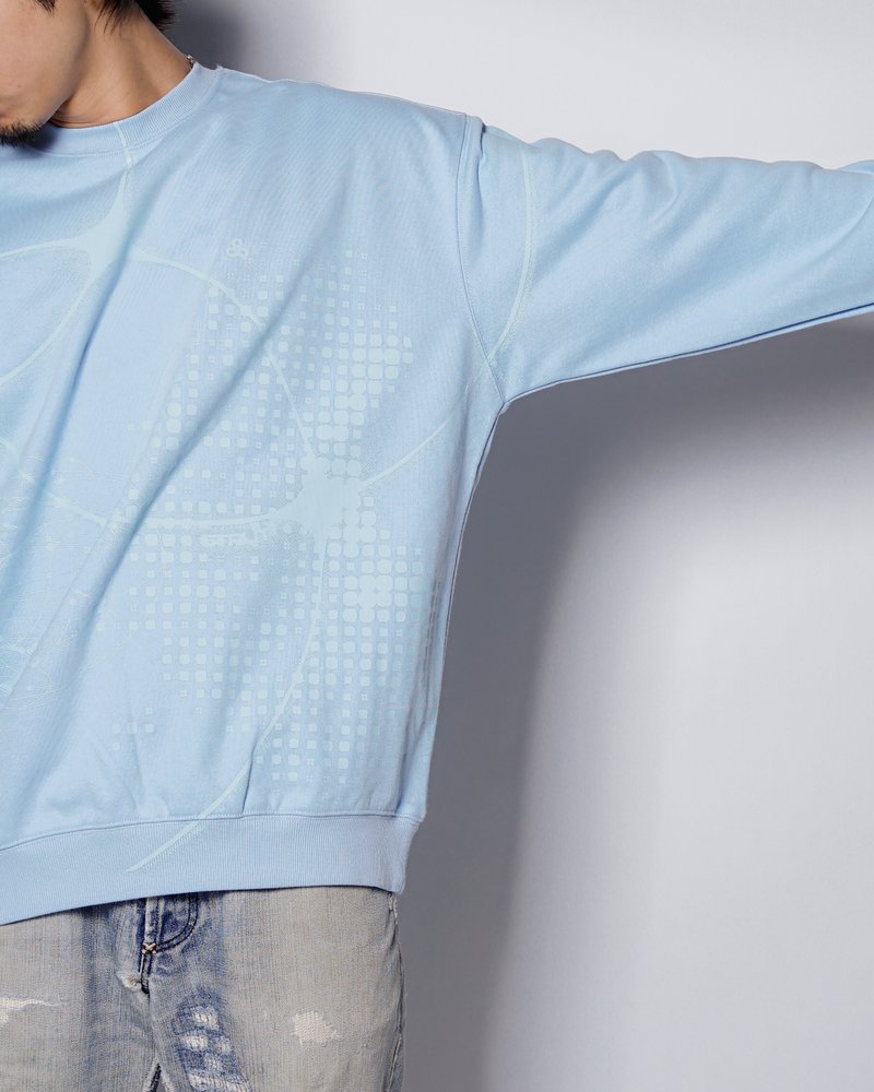 FULL-SIZE GRAPHIC PRINT CREW -LIGHT BLUE-
