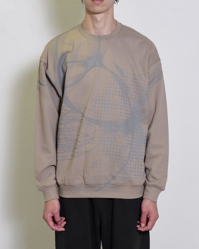 FULL-SIZE GRAPHIC PRINT CREW -SAND-