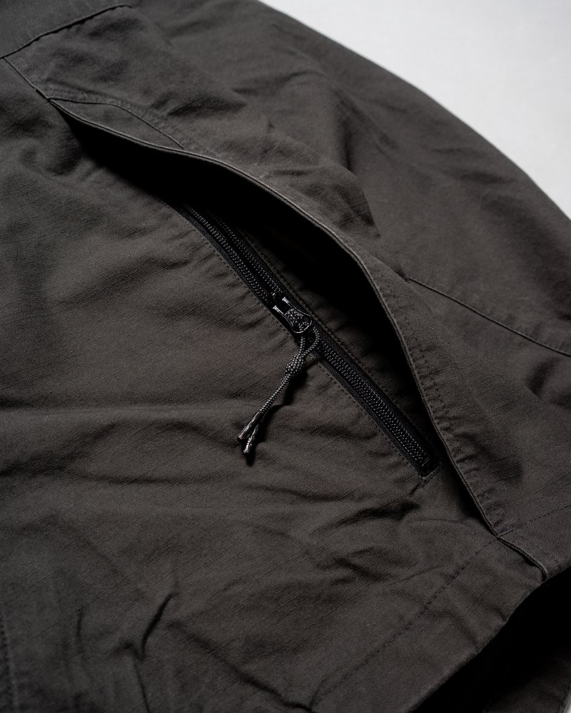 TREATED CURVED ZIP MOUNTAIN PARKA -GREY-