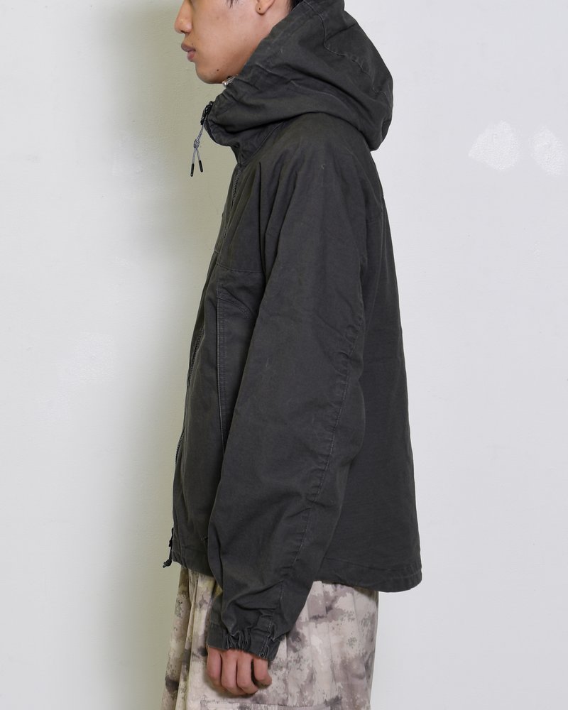 TREATED CURVED ZIP MOUNTAIN PARKA -GREY-