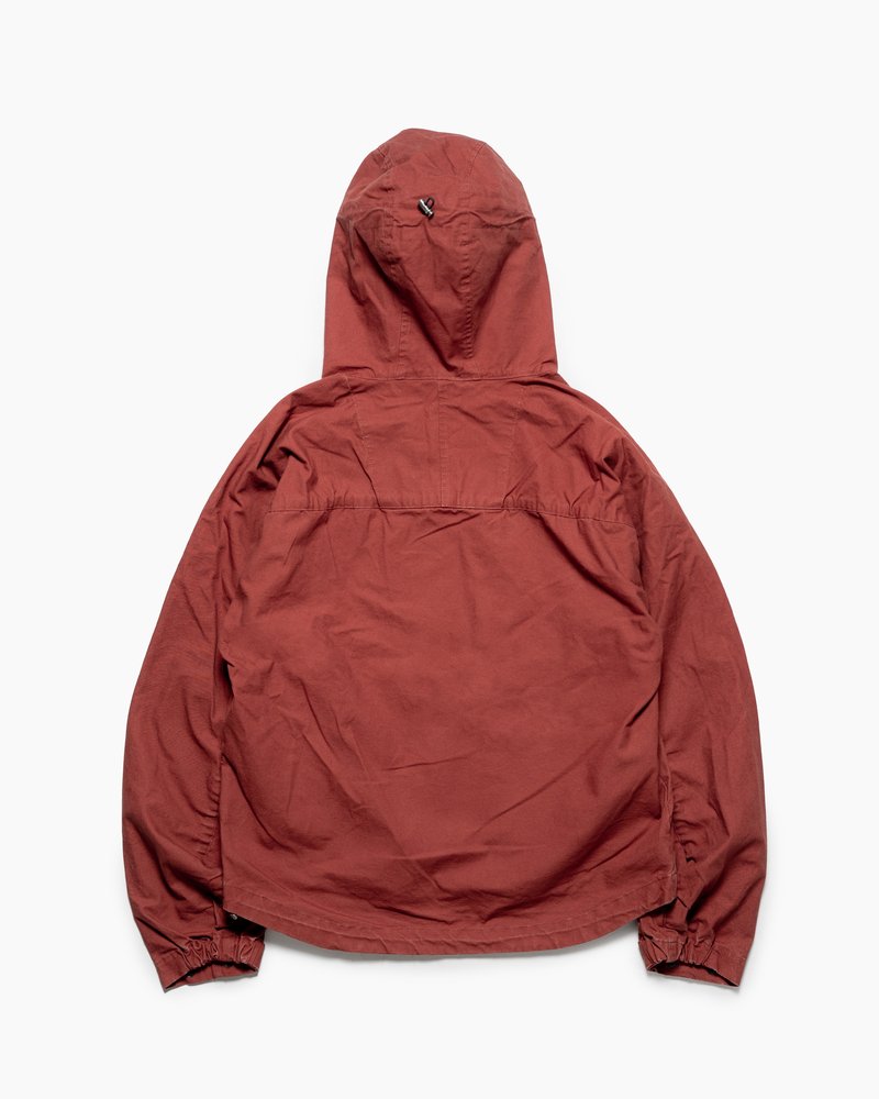 TREATED CURVED ZIP MOUNTAIN PARKA -RED-