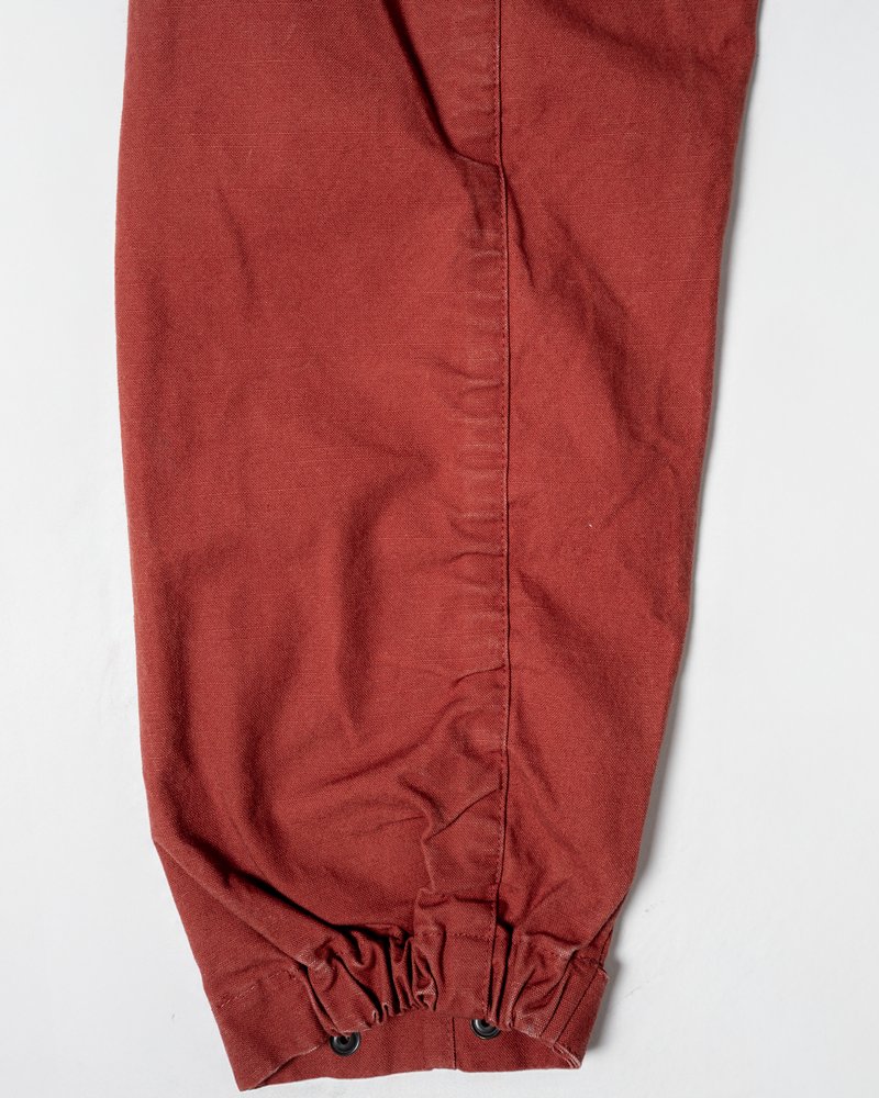 TREATED CURVED ZIP MOUNTAIN PARKA -RED-