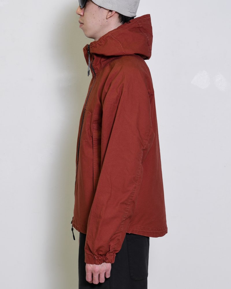 TREATED CURVED ZIP MOUNTAIN PARKA -RED-