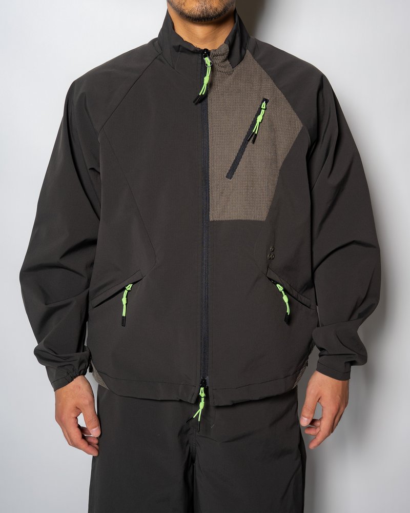 NYLON SWITCHING JKT -CHARCOAL-