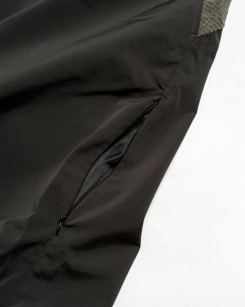 NYLON SWITCHING PANTS -CHARCOAL-