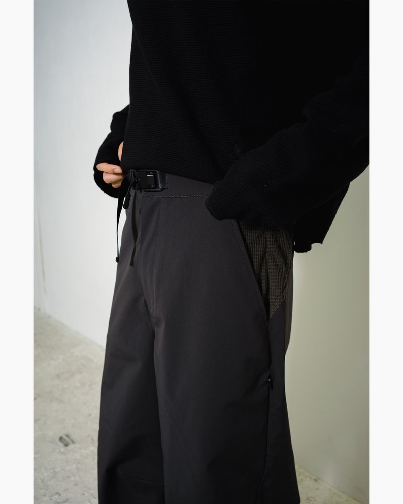 NYLON SWITCHING PANTS -OFF-WHITE-