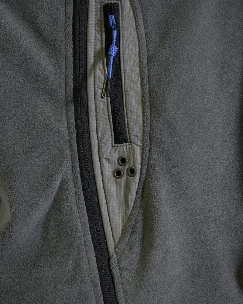 FLEECE / NYLON HYBRID JACKET -SUMI-