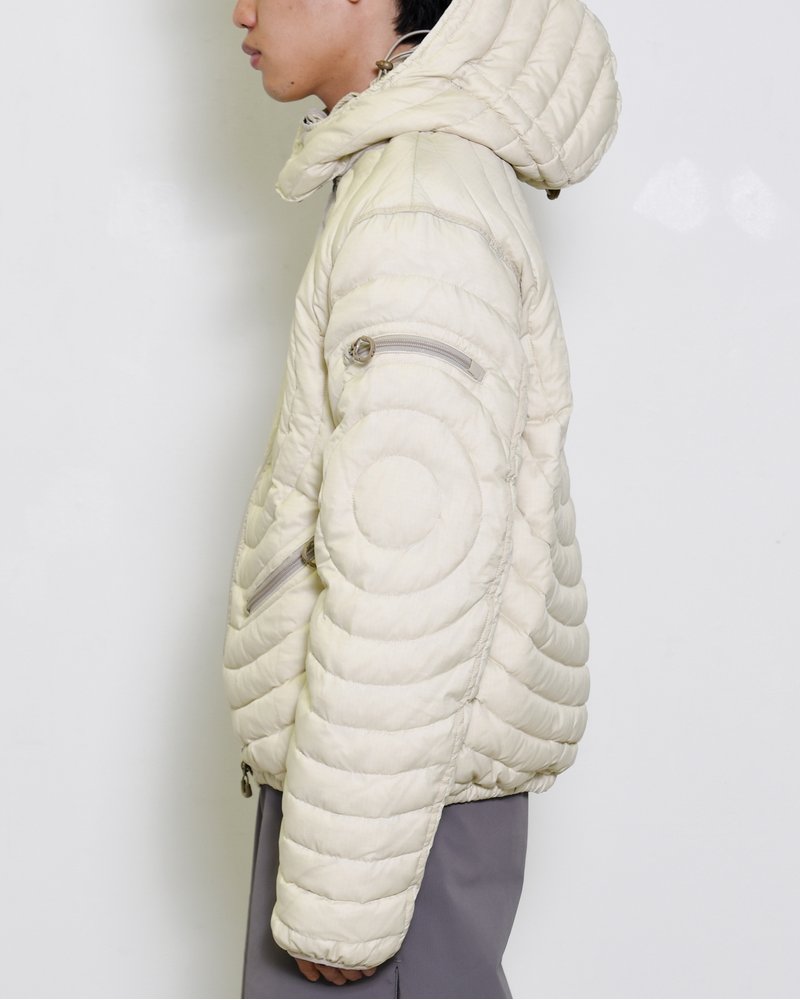 CIRCLE QUILTED DOWN JACKET -OFF-WHITE-