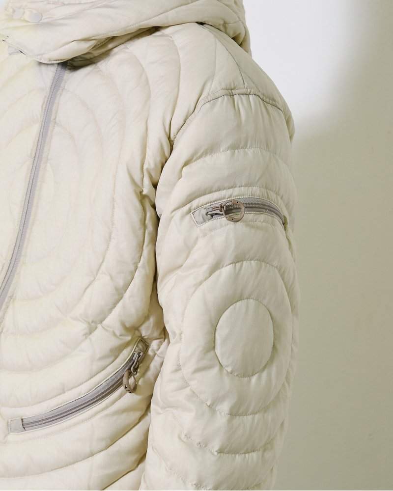 CIRCLE QUILTED DOWN JACKET -OFF-WHITE-