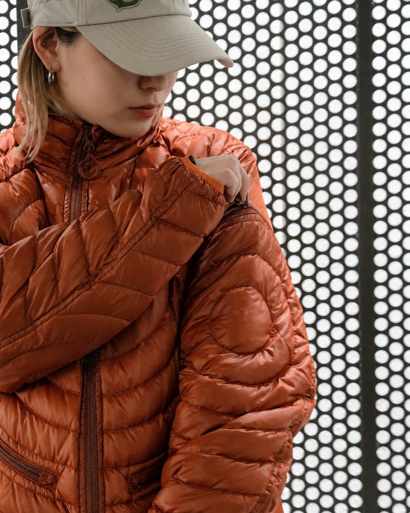 CIRCLE QUILTED DOWN JACKET -ORANGE-