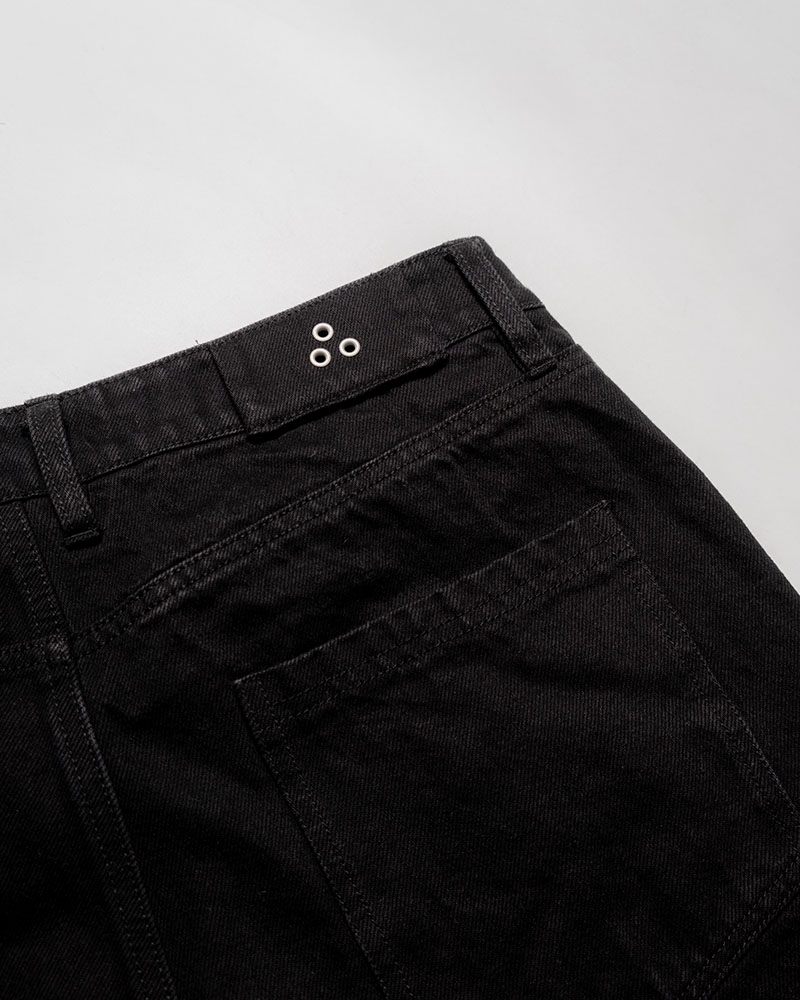 3D DENIM HALF PANTS -BLACK-