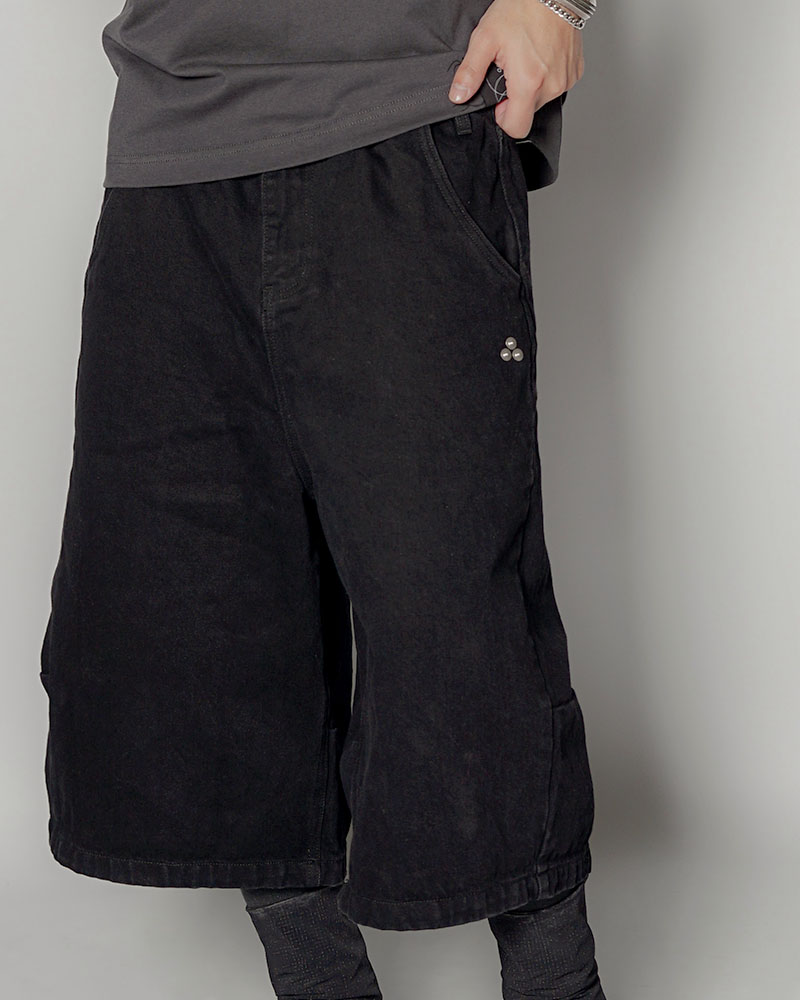 3D DENIM HALF PANTS -BLACK-