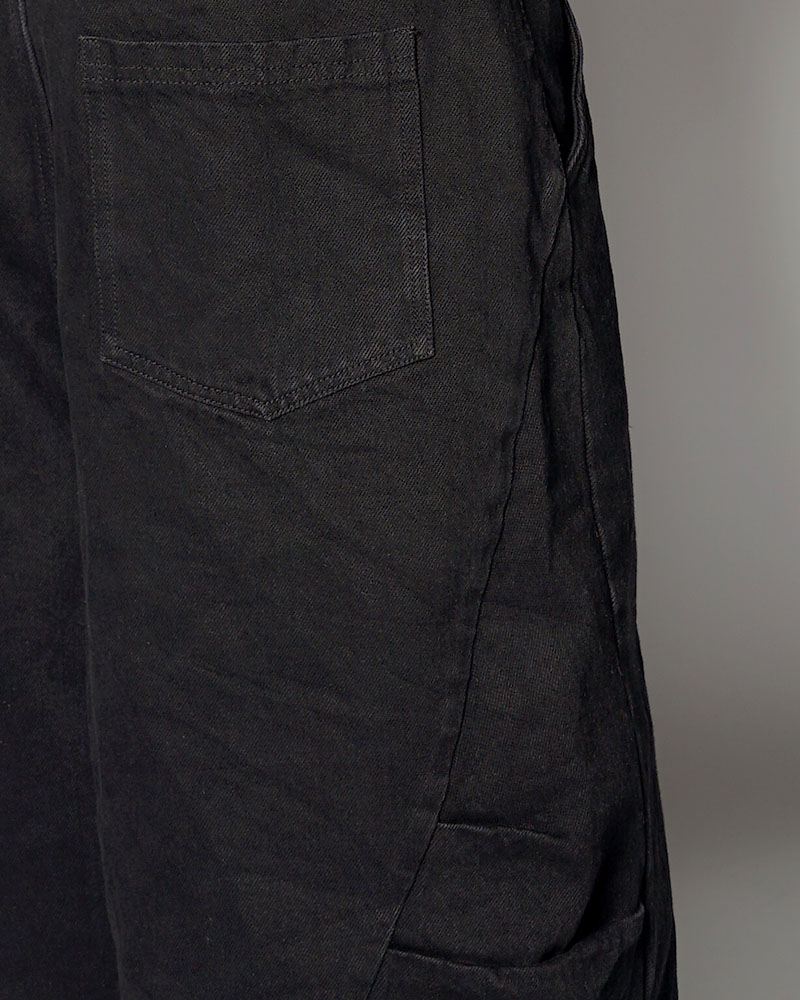 3D DENIM HALF PANTS -BLACK-