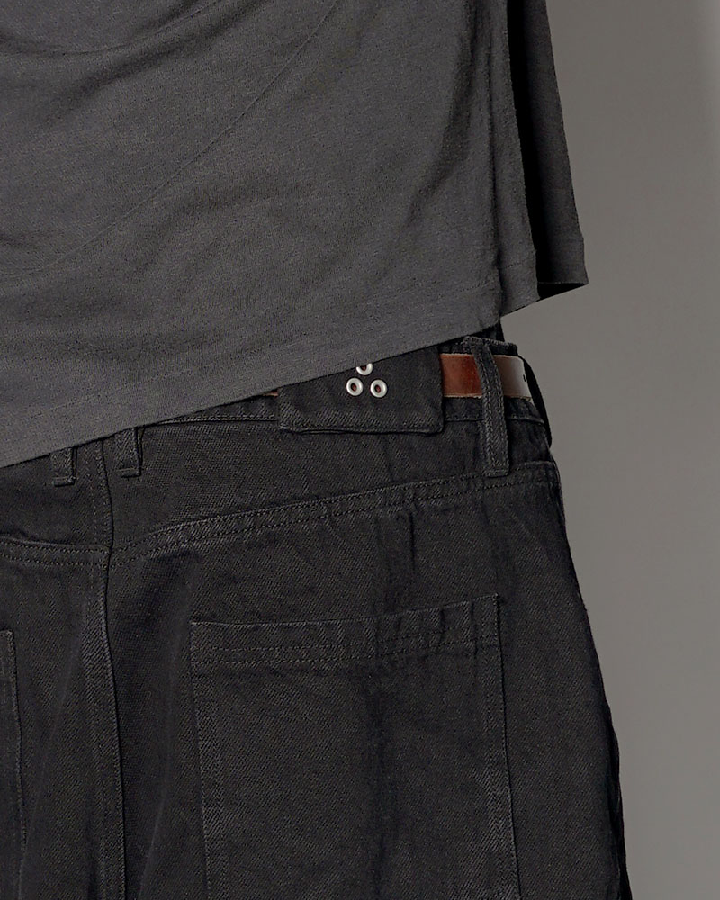 3D DENIM HALF PANTS -BLACK-