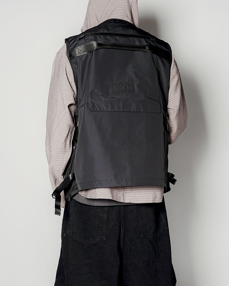TACTICAL VEST -BLACK-