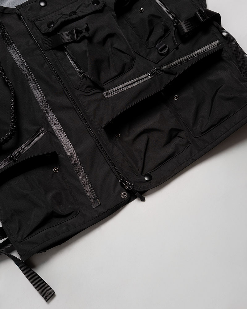 TACTICAL VEST -BLACK-