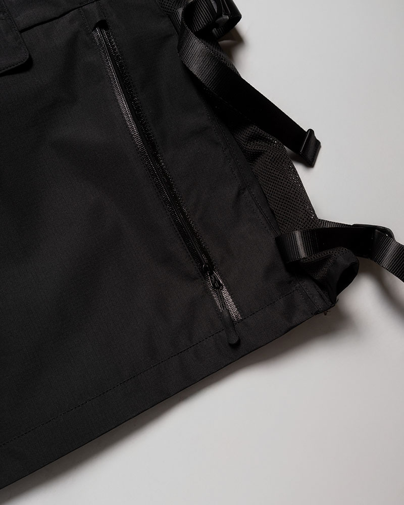 TACTICAL VEST -BLACK-