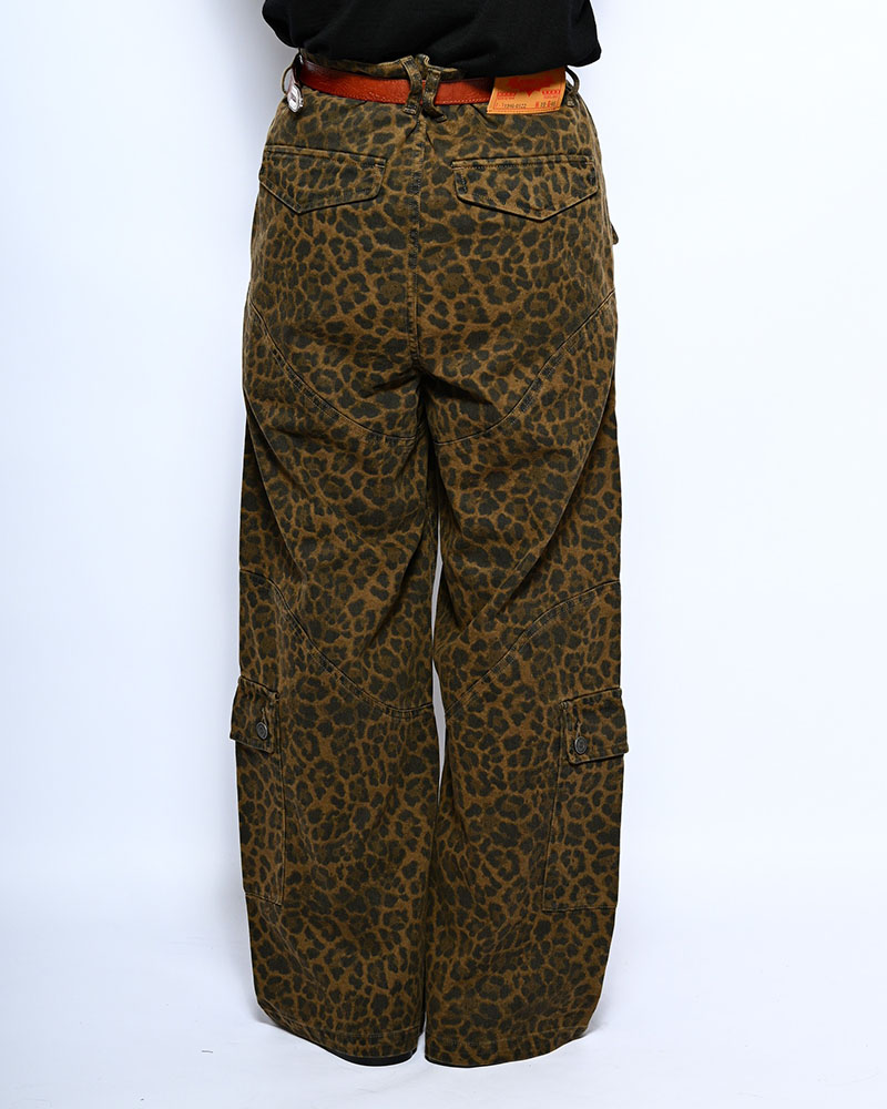 LEOPARD TUCK CURGO PANTS -BROWN-