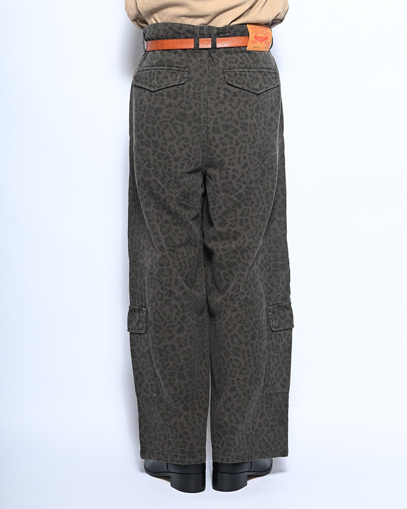 LEOPARD TUCK CURGO PANTS -GRAY-