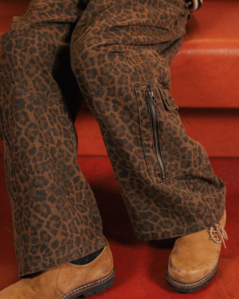 LEOPARD TUCK CURGO PANTS -GRAY-