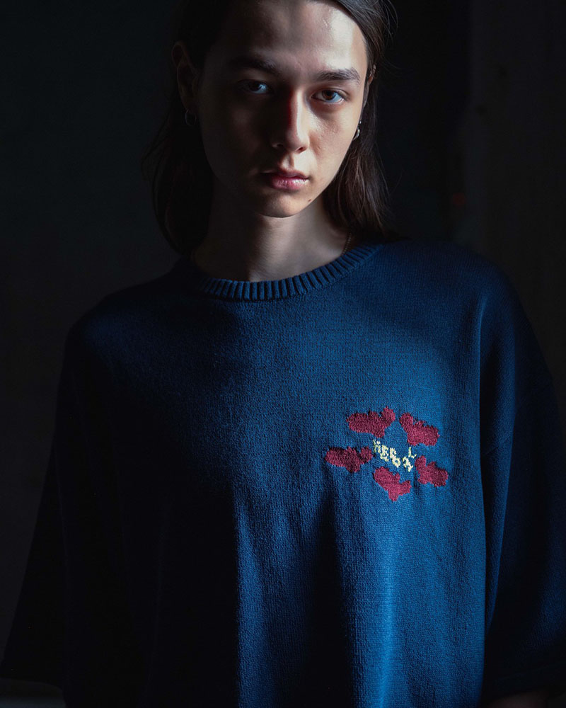 ROUGH FLOWER KNIT TEE -NAVY-