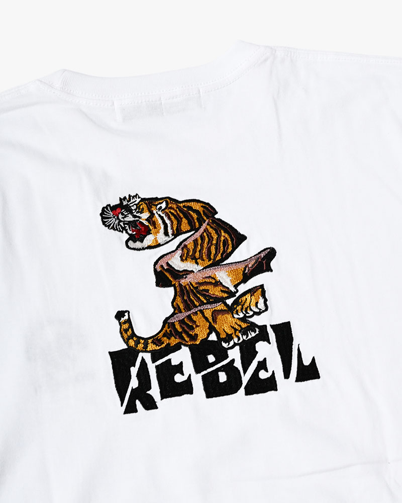 SLICES TIGER TEE -WHITE-