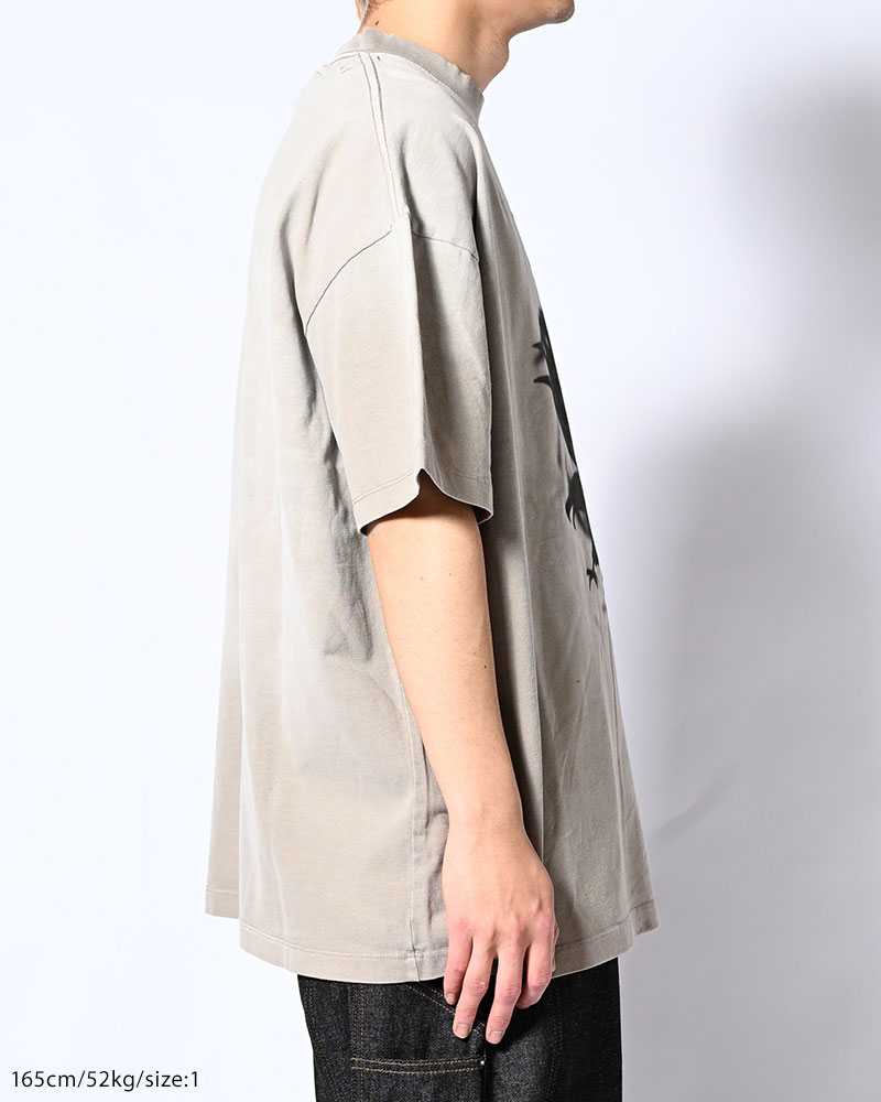 BLURRY SUKA TEE -WHITE-