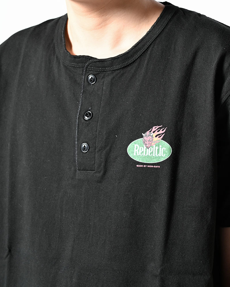 RETRO DEVIL HENRY NECK TEE -BLACK-