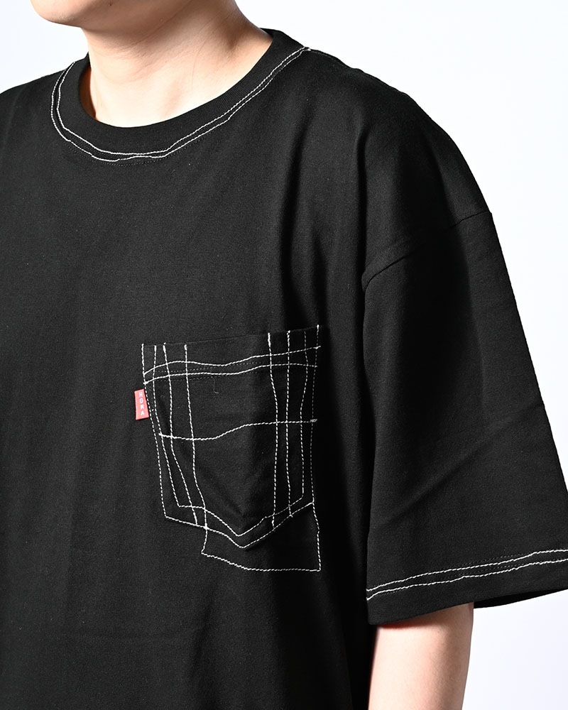 ROUGH STITCH POCKET TEE -BLACK-